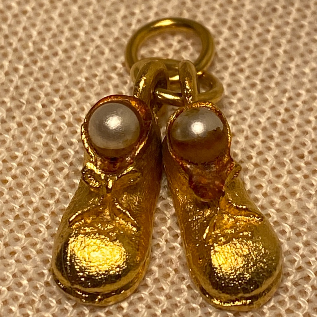 Vintage Charm Gold Baby Shoe Pair Faux Pearls Pendant For Charm Bracelet 60s 70s